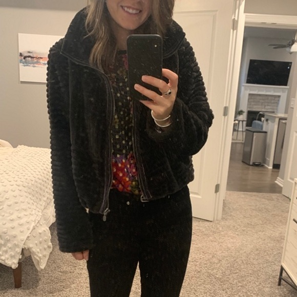 🎈🎉🎁SALE Anthropologie Natasha Faux Fur Jacket - Picture 2 of 7